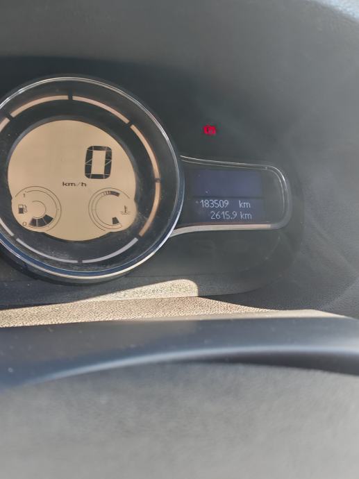 Renault Megane Grandtour 1,5 dCi, fotografija 6