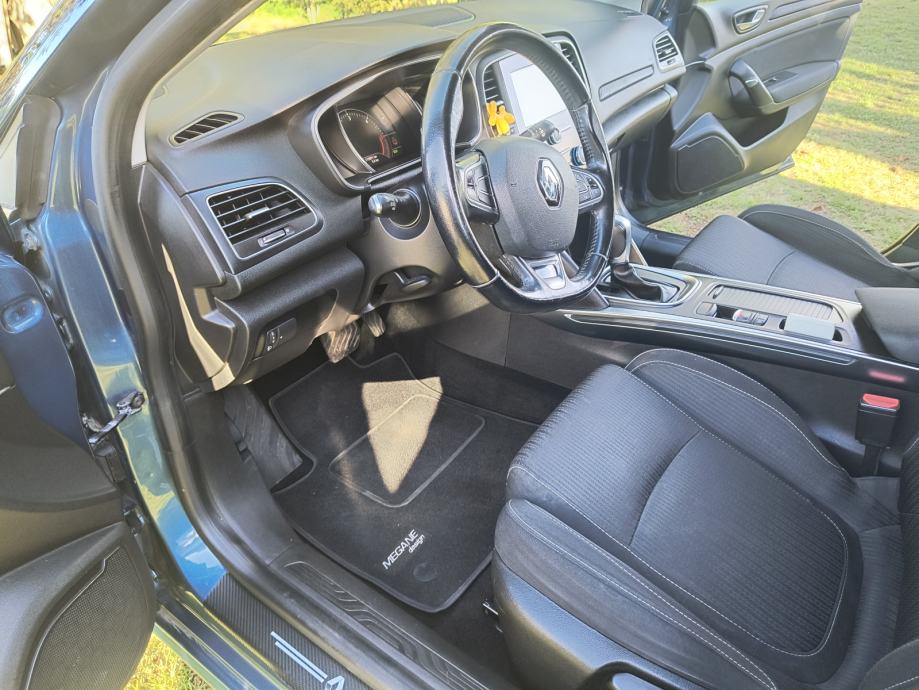 Renault Megane Grandtour dCi 110 automatik, fotografija 9