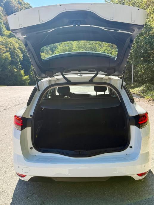 Renault Megane Grandtour TCe 115, fotografija 13