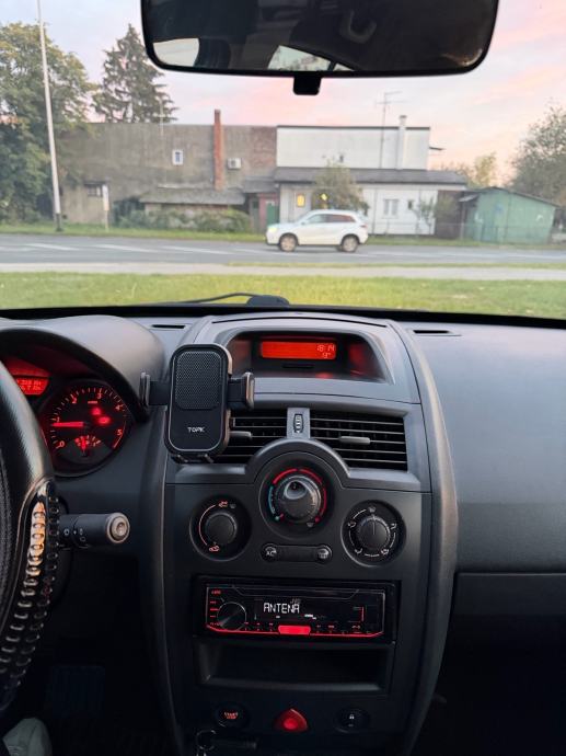 Renault Megane II, 1.5 dci, fotografija 10