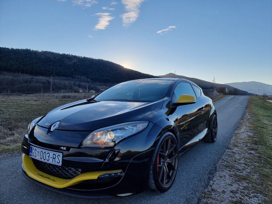 Renault Megane RS TROPHY TVORNIČKO STANJE 57 TKM