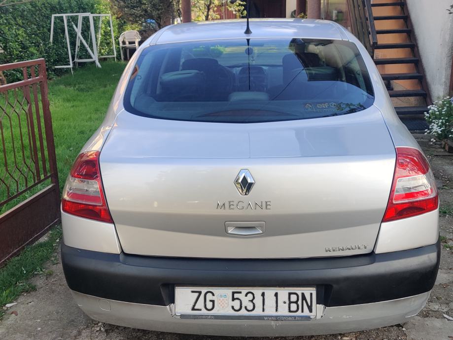 Renault Megane Sedan 1,5 dCi, fotografija 4