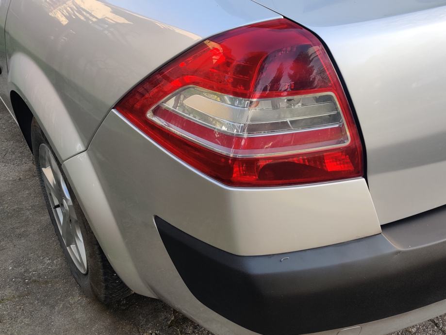 Renault Megane Sedan 1,5 dCi, fotografija 5