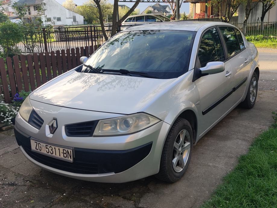 Renault Megane Sedan 1,5 dCi, fotografija 2