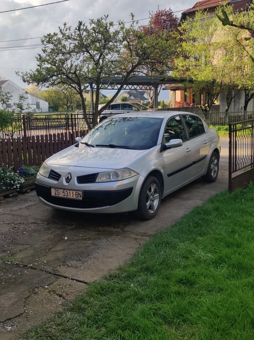 Renault Megane Sedan 1,5 dCi, fotografija 3