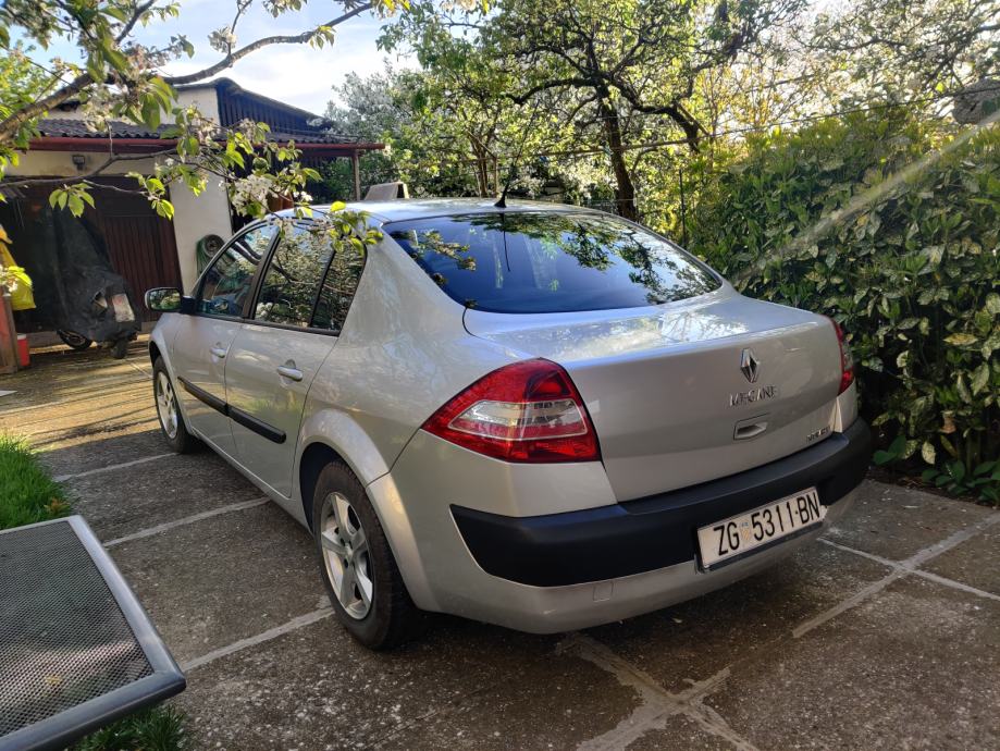 Renault Megane Sedan 1,5 dCi, fotografija 7