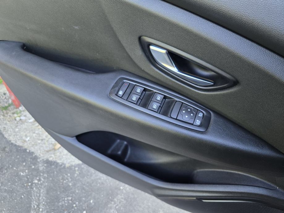 Renault Scenic 1.2 TCe 115, 2017.god, fotografija 13