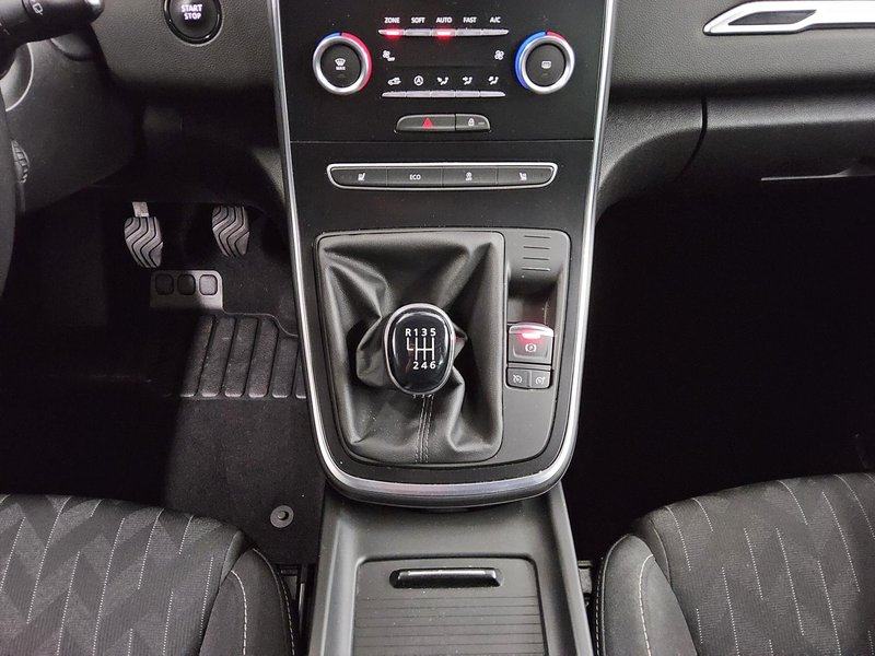 Renault Scenic 1.3 TCe Limited • AHK • senzori za parkiranje straga, fotografija 6