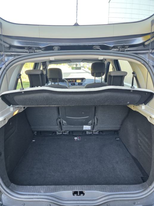 Renault Scenic 1.5 DCi * 2016.GOD. * EURO 6 * BEZ ULAGANJA * 3999€ *, fotografija 14