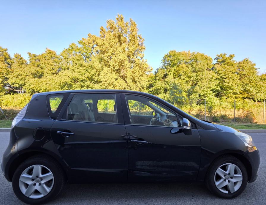 Renault Scenic 1.5 DCi * 2016.GOD. * EURO 6 * BEZ ULAGANJA * 3999€ *, fotografija 5