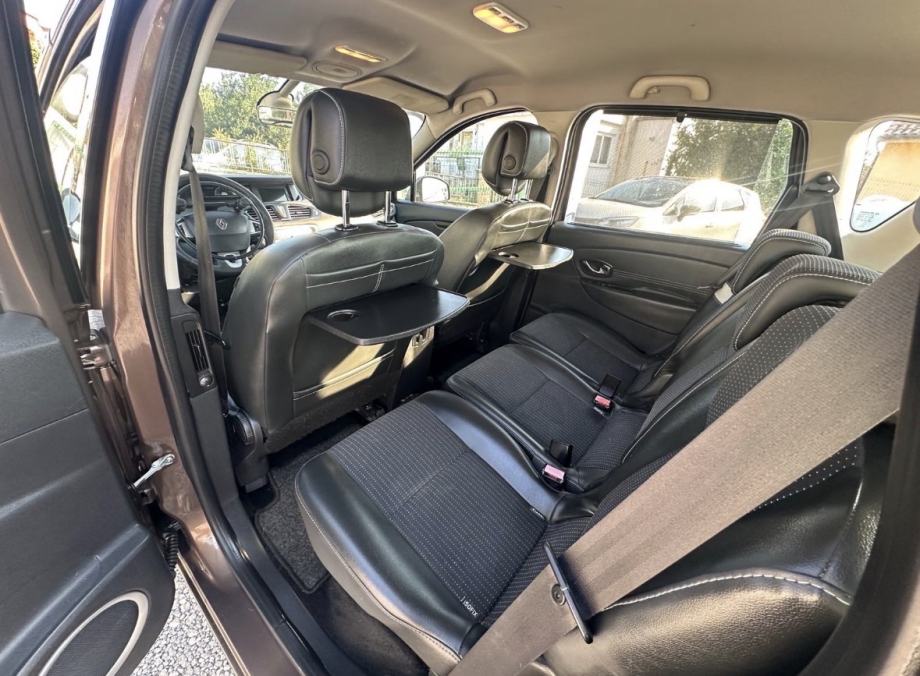 Renault Scenic 1,5 dCi •Prilagođen za invalide•, fotografija 8