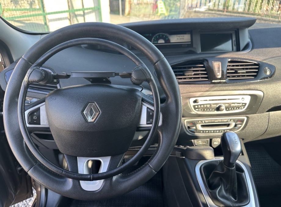 Renault Scenic 1,5 dCi •Prilagođen za invalide•, fotografija 11