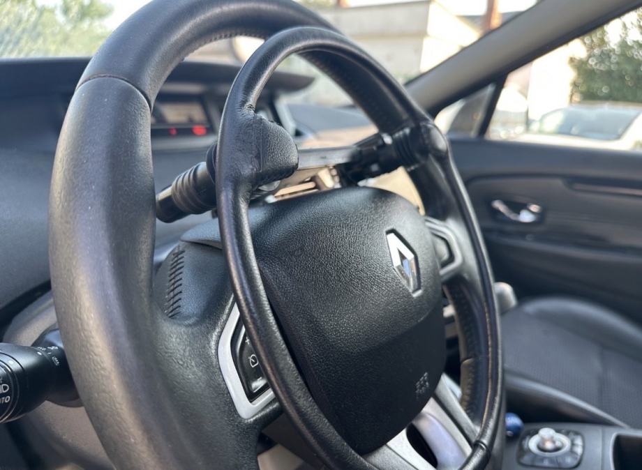 Renault Scenic 1,5 dCi •Prilagođen za invalide•, fotografija 15
