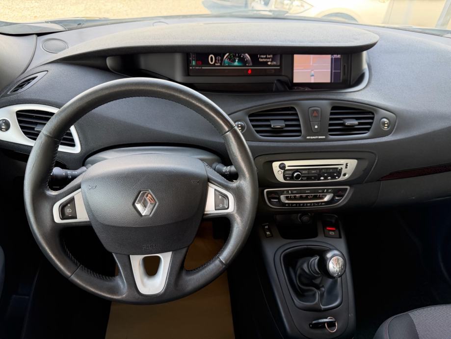 Renault Scenic 1,5 dCi reg:7/2027, fotografija 13