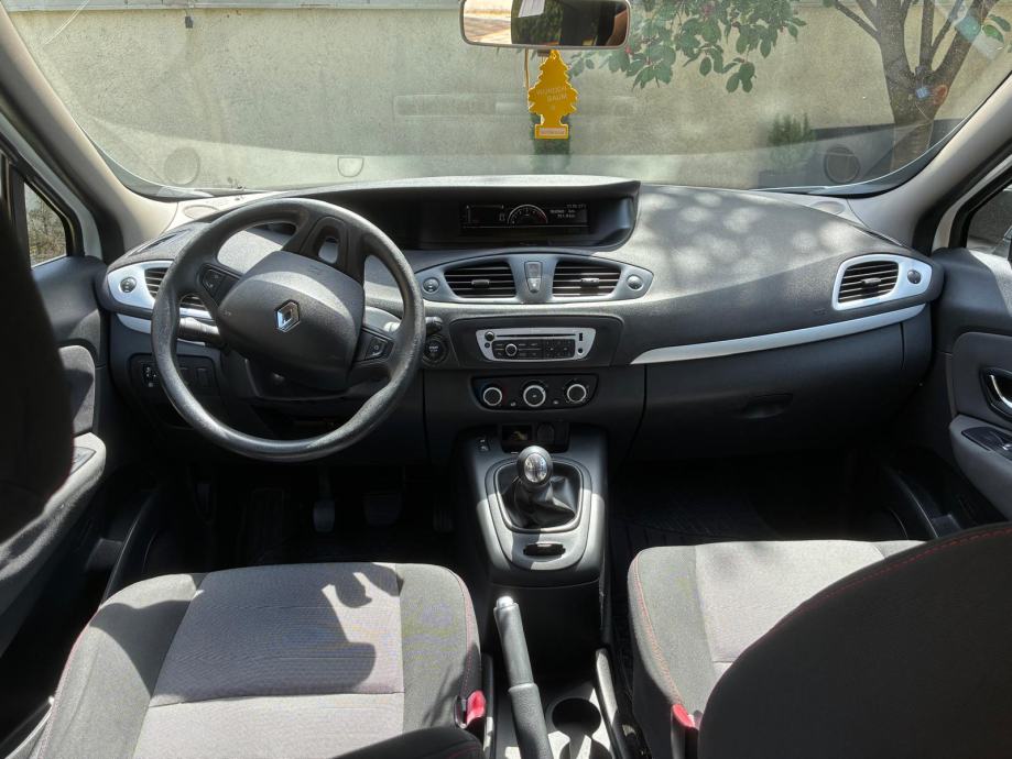 Renault Scenic 1.5 dCi ----- SNIŽENO---- 4999 EUR - REGISTRIRAN !!!!, fotografija 5