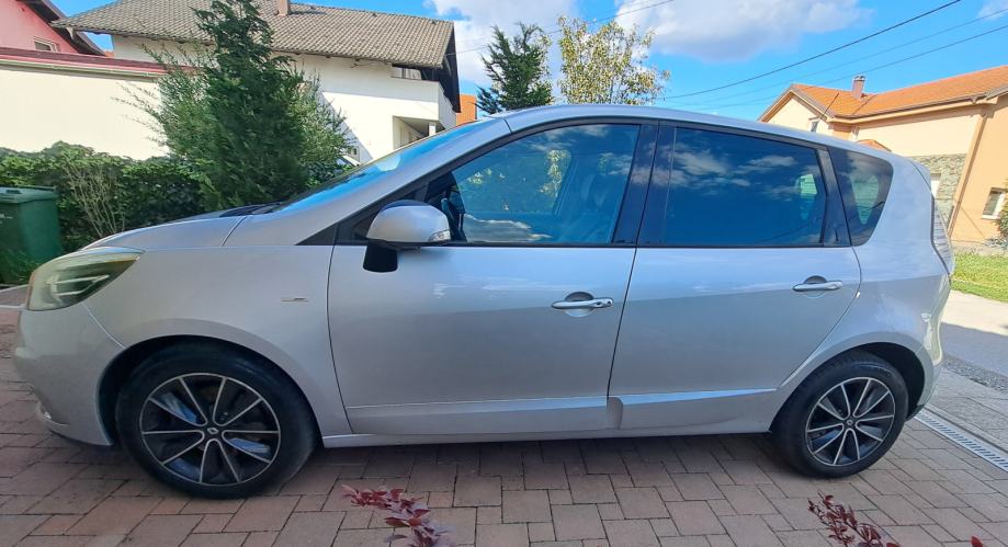 Renault Scenic 1.6 dci BOSE edition, fotografija 3