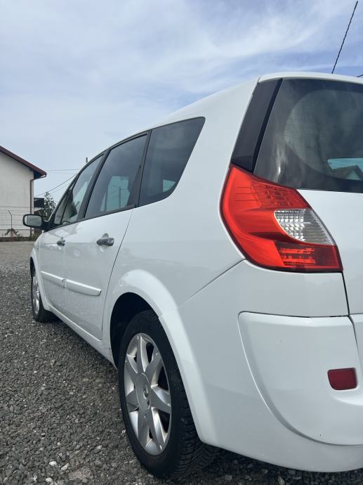 Renault Scenic 2,0 16V, fotografija 4