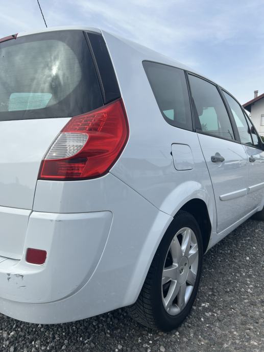 Renault Scenic 2,0 16V, fotografija 6