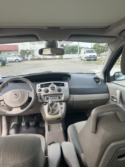 Renault Scenic 2,0 16V, fotografija 12