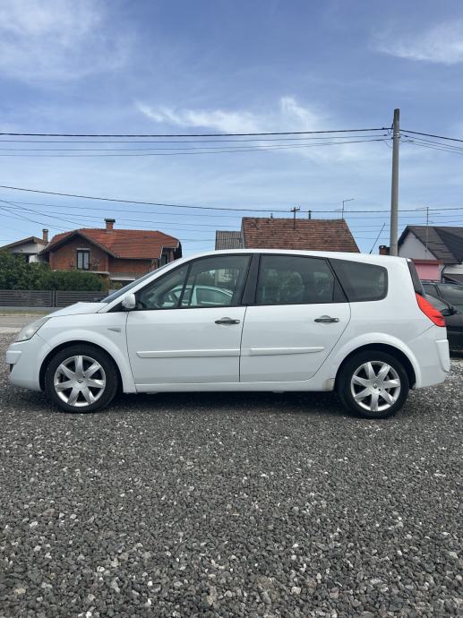 Renault Scenic 2,0 16V, fotografija 3