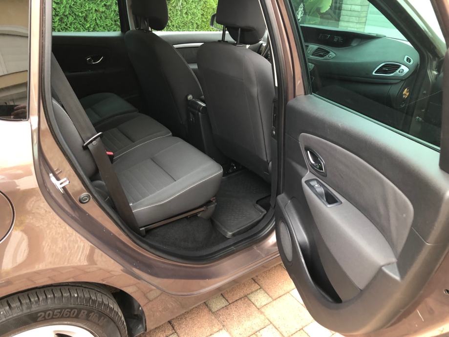Renault Scenic 1.5 dCi 110 Limited,klima,temp,senzori,reg.do 02/2027., fotografija 9