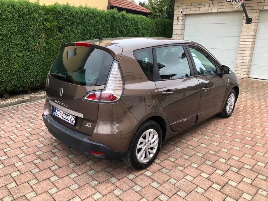 Renault Scenic 1.5 dCi 110 Limited,klima,temp,senzori,reg.do 02/2027., fotografija 6