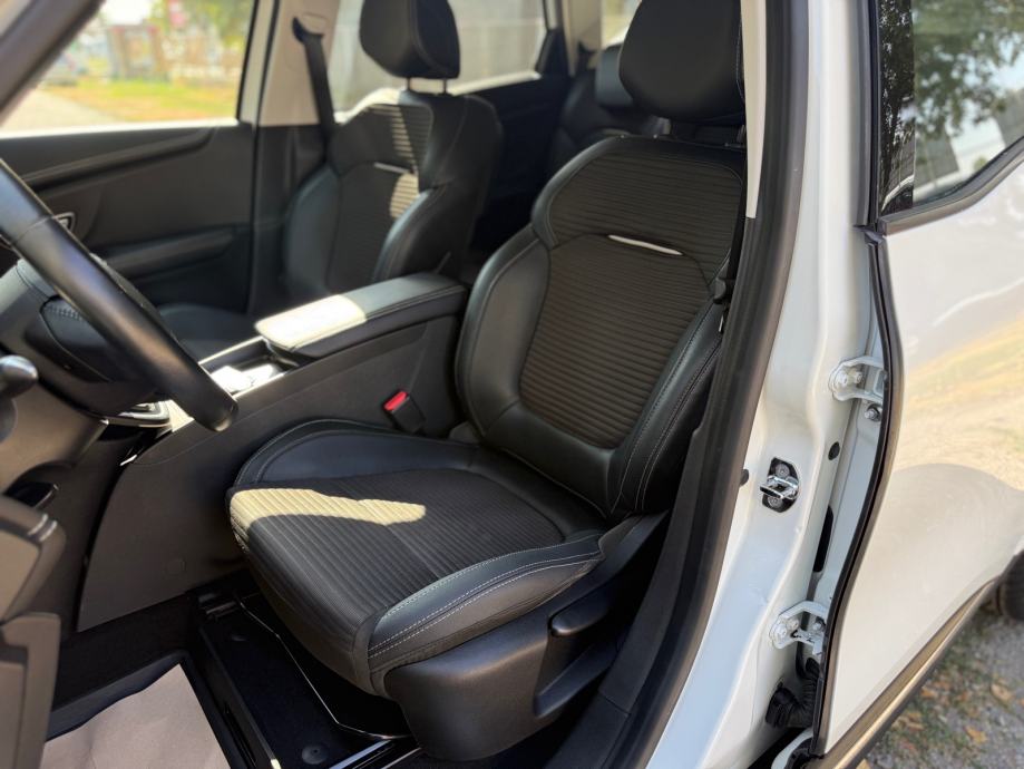 Renault Scenic dCi 110-NAVIGACIJA-R. KAMERA-ADVANCED VISIO-ALU 20, fotografija 10