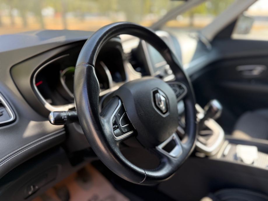 Renault Scenic dCi 110-NAVIGACIJA-R. KAMERA-ADVANCED VISIO-ALU 20, fotografija 12