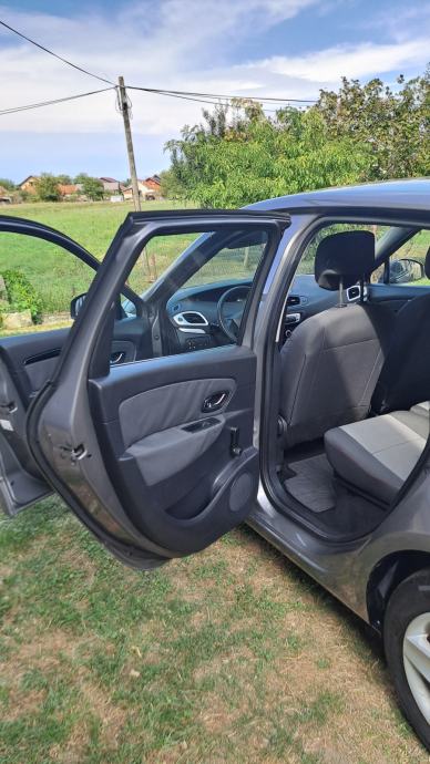 Renault Scenic dCi 95, fotografija 9