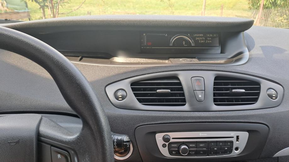 Renault Scenic dCi 95, fotografija 16