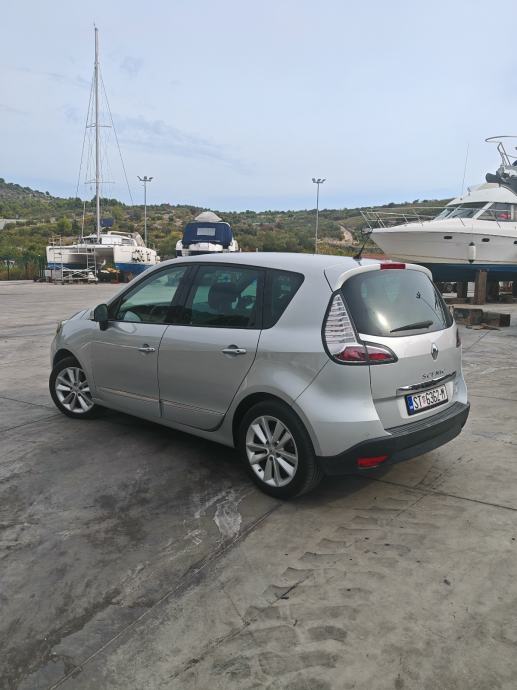 Renault Scenic dCi automatik, fotografija 4