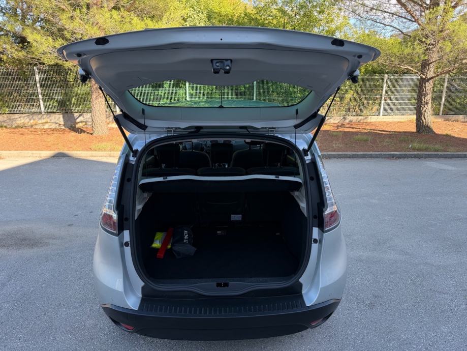 Renault Scenic dCi, fotografija 12