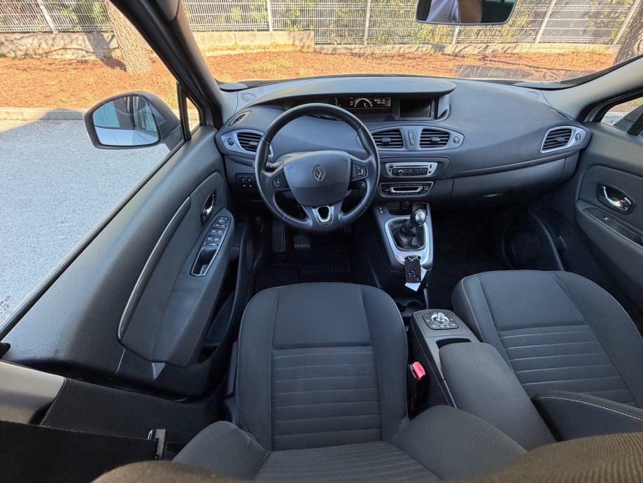 Renault Scenic dCi, fotografija 14