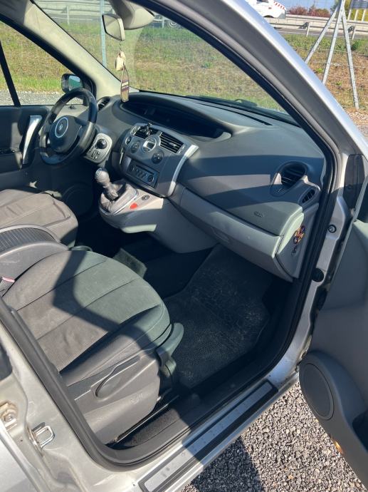 RENAULT SENIC 1,5 DCI ***AUT KLIMA,EL STAKLA,PANORAMA***, fotografija 12