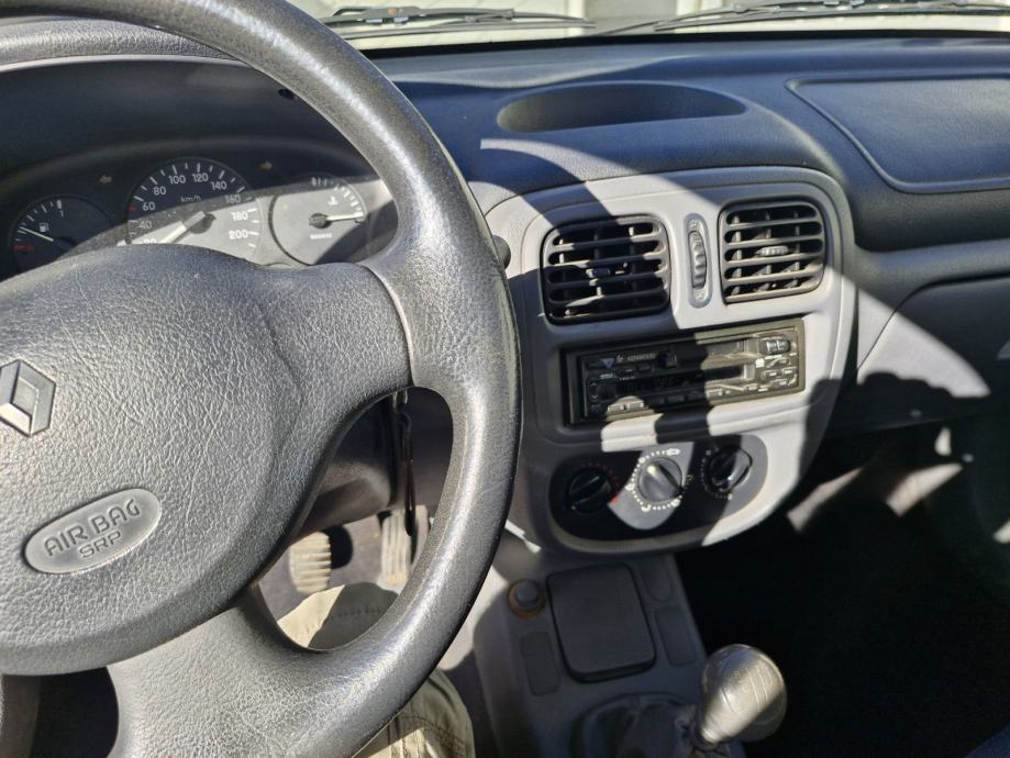 Renault Thalia, 10/2001., 1,4 benzin, 156.000 km, 1. vlasnik, fotografija 10