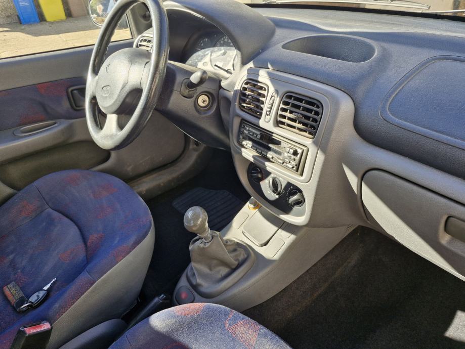 Renault Thalia, 10/2001., 1,4 benzin, 156.000 km, 1. vlasnik, fotografija 6