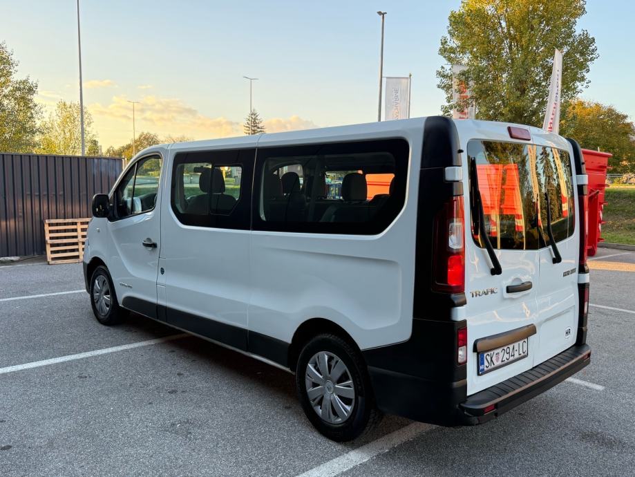 Renault Trafic 1,6 dCi 8+1, fotografija 8