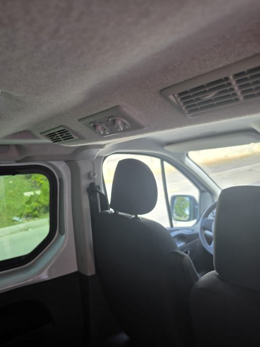 Renault Trafic 2.0 dCi(Euro 6) - 8+1 sijedala- Dupla klima, Reg.10/26, fotografija 8