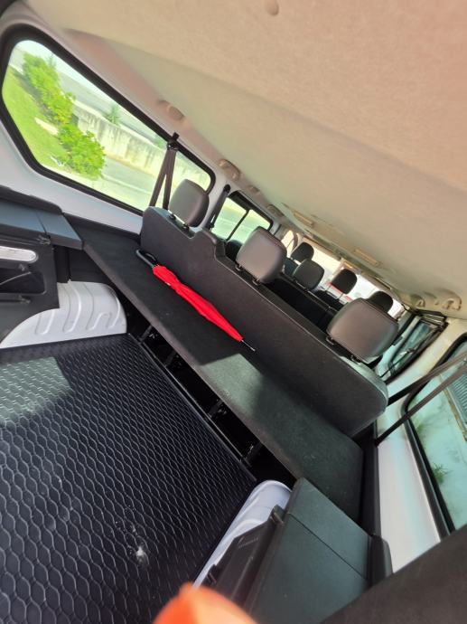 Renault Trafic 2.0 dCi(Euro 6) - 8+1 sijedala- Dupla klima, Reg.10/26, fotografija 9
