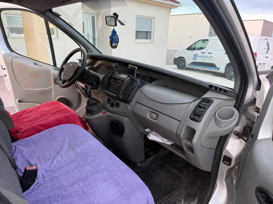 Renault Trafic 2,0 dCi, fotografija 7