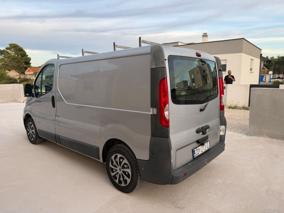 Renault Trafic 2,0 dCi, fotografija 4