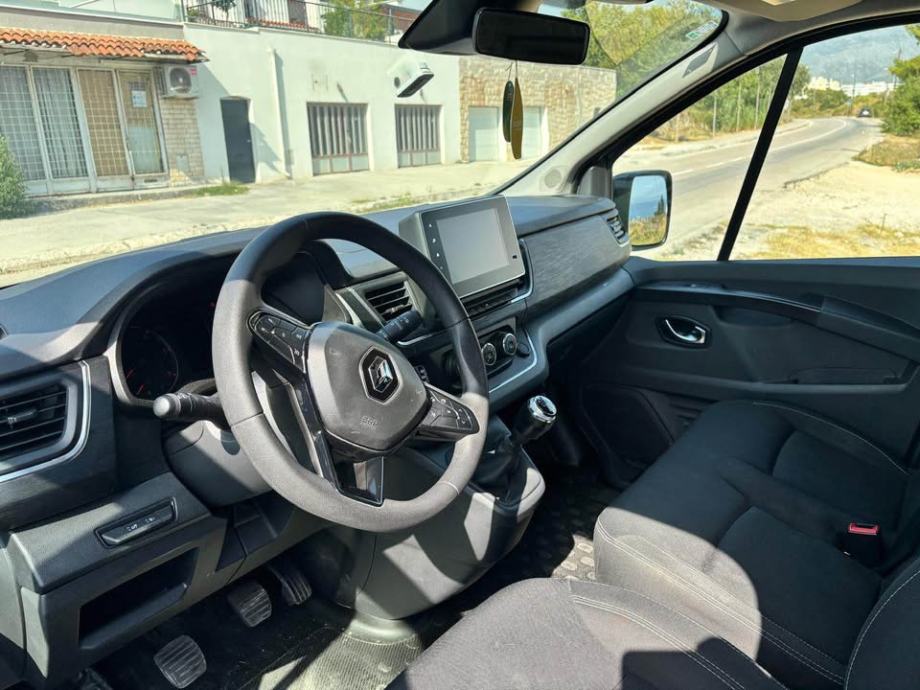 Renault Trafic - 2023 god, fotografija 5