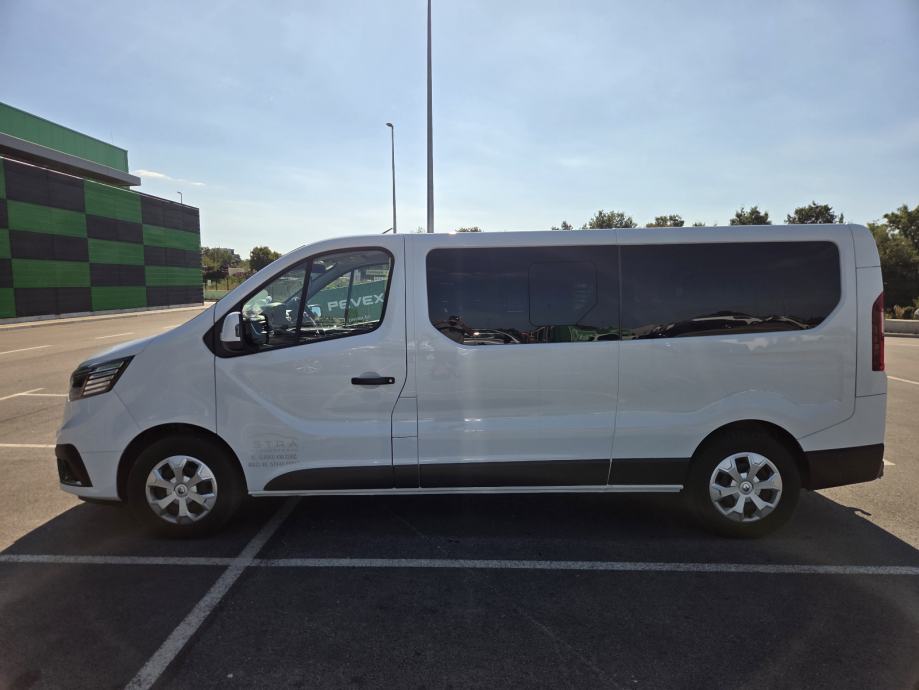 Renault Trafic dCi Grand Intens 110, fotografija 2