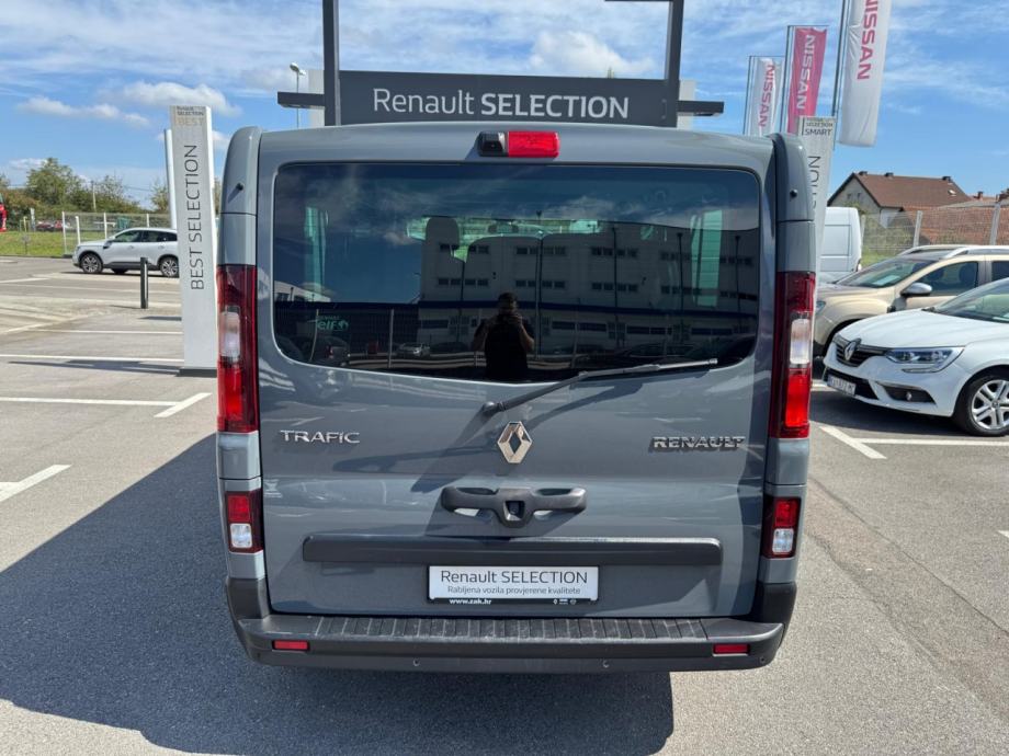 Renault Trafic Grand Passenger 2,0 dCi 145 Energy Dynamique, fotografija 6