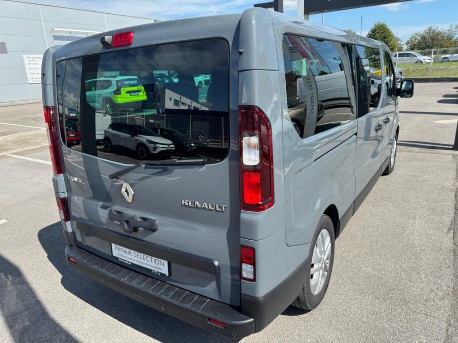Renault Trafic Grand Passenger 2,0 dCi 145 Energy Dynamique, fotografija 8