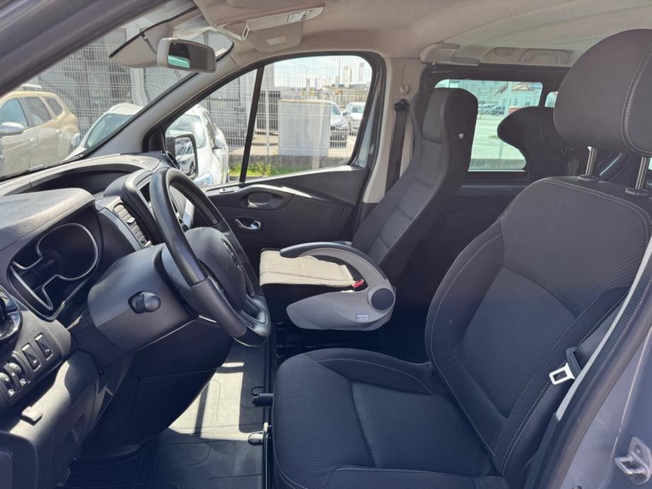 Renault Trafic Grand Passenger 2,0 dCi 145 Energy Dynamique, fotografija 10