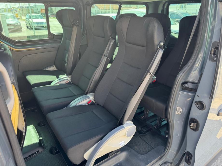 Renault Trafic Grand Passenger 2,0 dCi 145 Energy Dynamique, fotografija 11