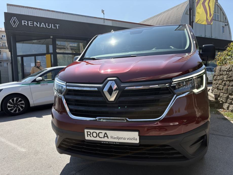 Renault Trafic Grand Passenger 2,0 dCi 110 Zen, fotografija 2