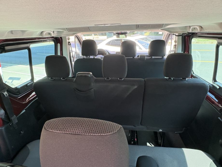 Renault Trafic Grand Passenger 2,0 dCi 110 Zen, fotografija 11