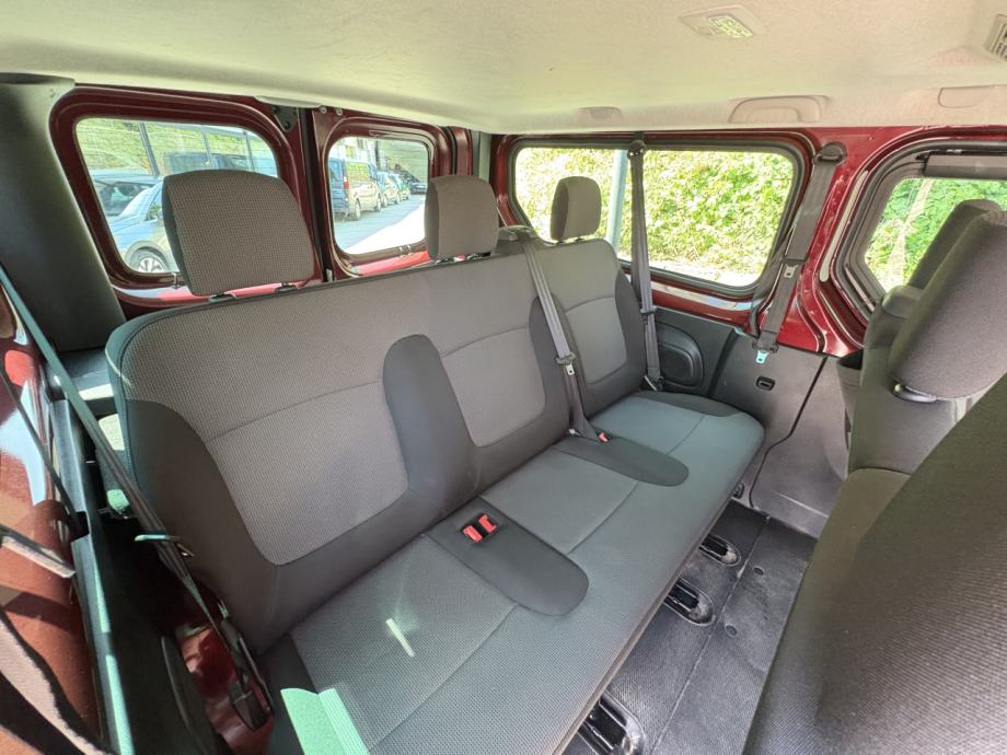 Renault Trafic Grand Passenger 2,0 dCi 110 Zen, fotografija 12